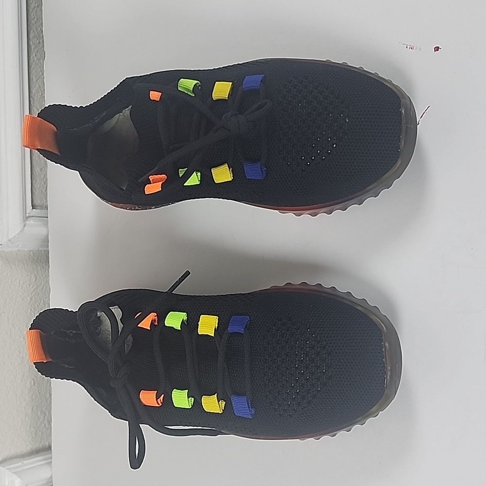 La Sheelah Black Sneakers With Orange Blue Accents women Sneakers Size 8 - Picture 3 of 11